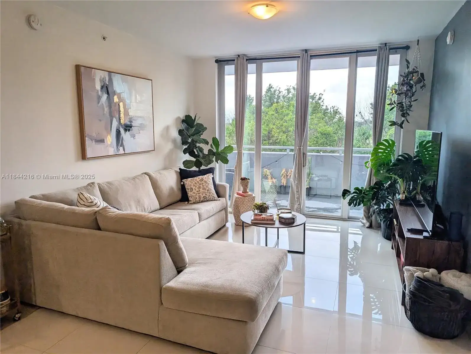 7825 NW 107th Ave # 212, Doral FL 33178 photo 4