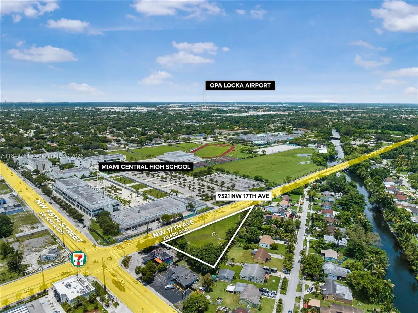 9521 NW 17th Ave, Miami FL 33147 photo 5