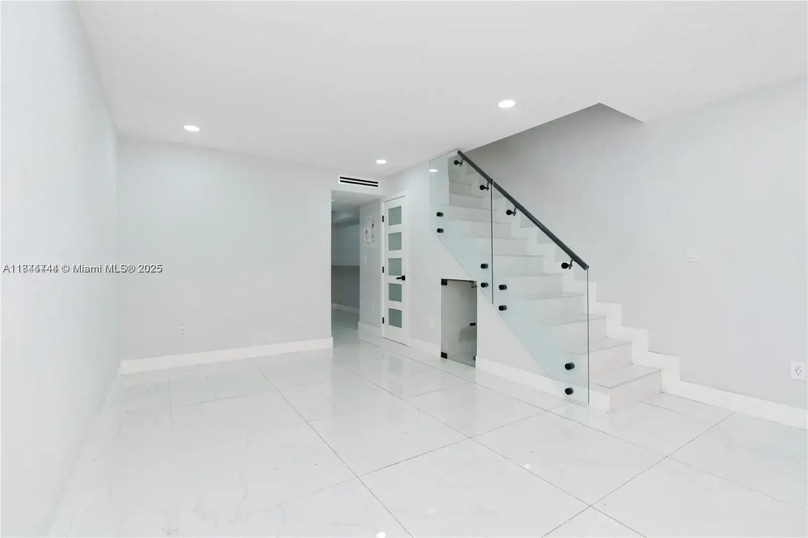 5431 W 22nd Ct # 107, Hialeah FL 33016 photo 4