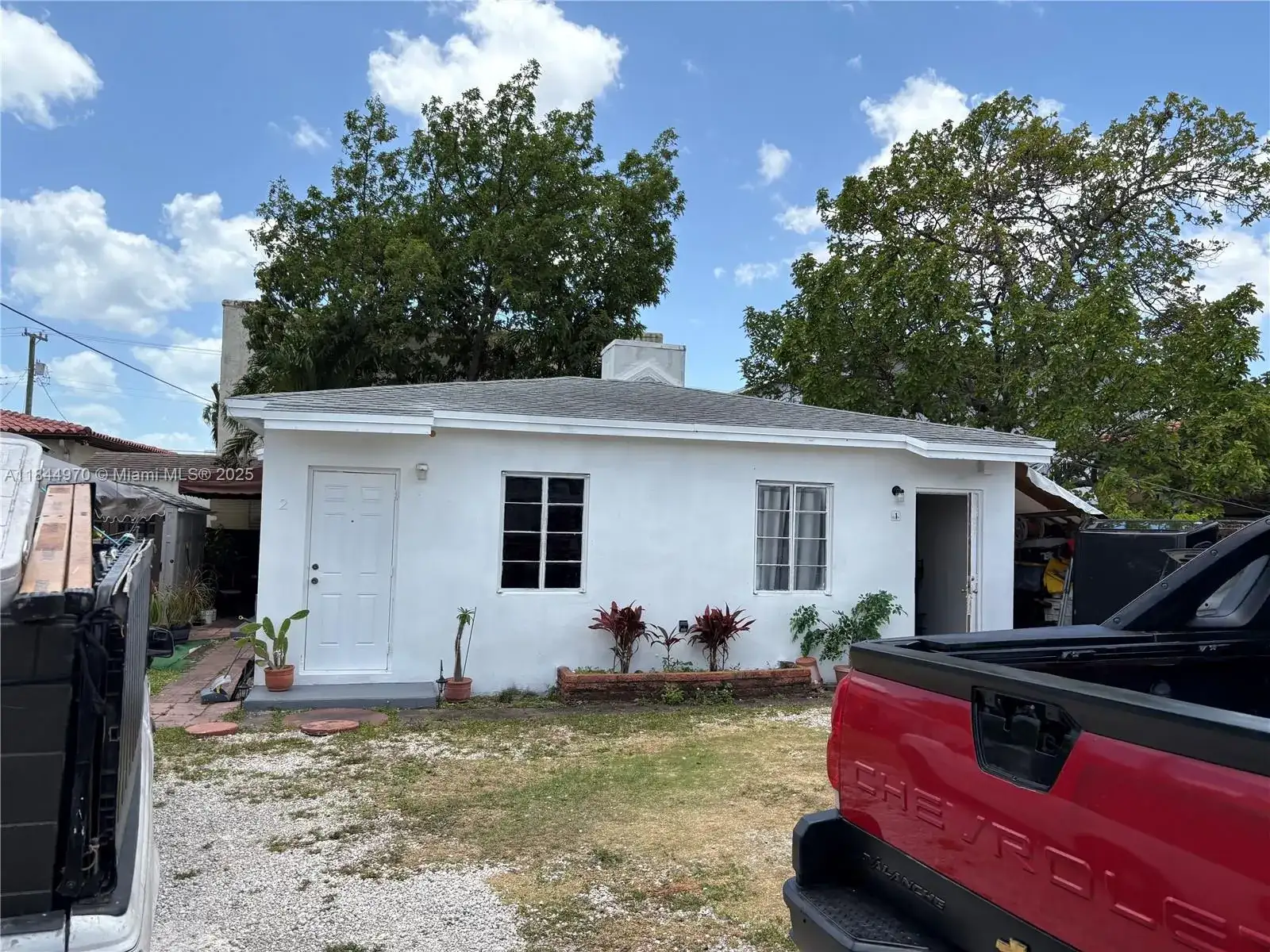 3072 SW 16th St, Miami FL 33145 photo 3