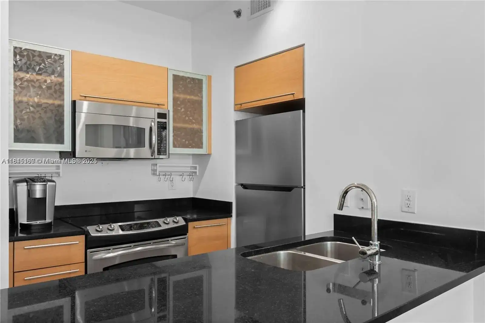 950 Brickell Bay Dr # 501, Miami FL 33131 photo 3