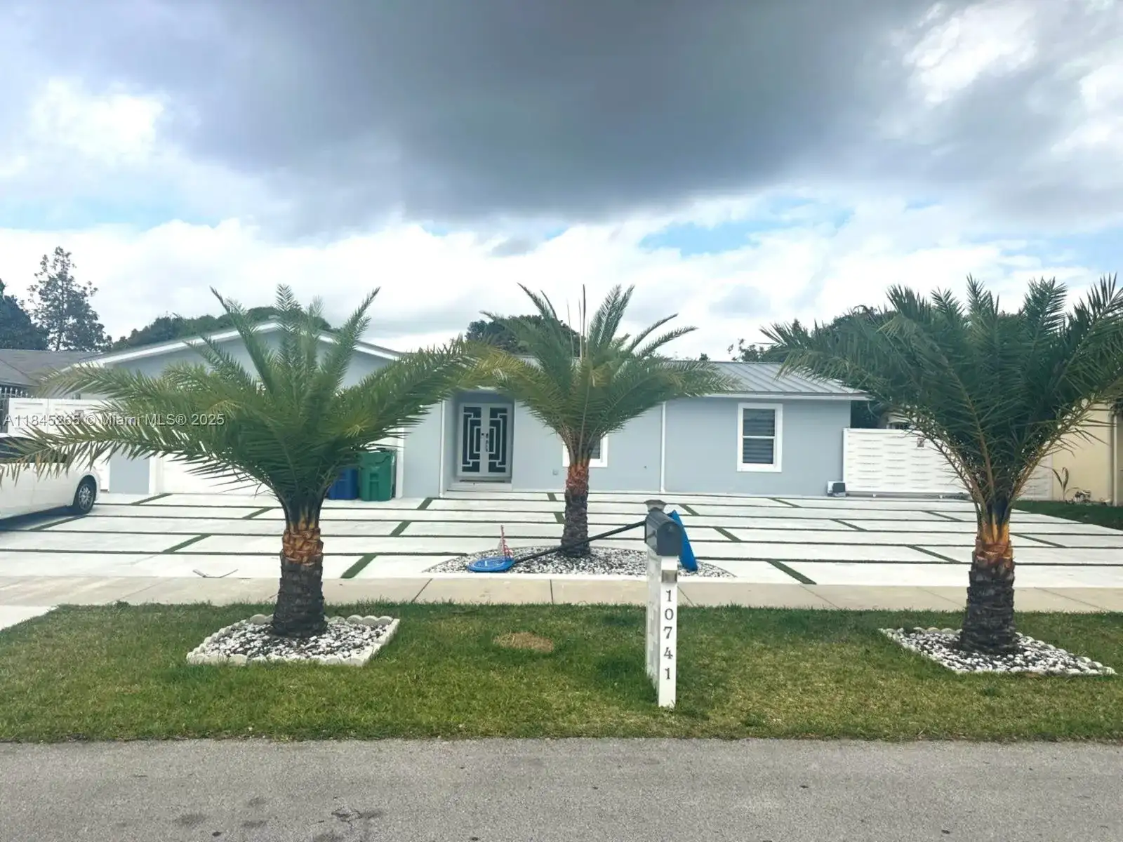 10741 SW 172nd St, Miami FL 33157 photo 2