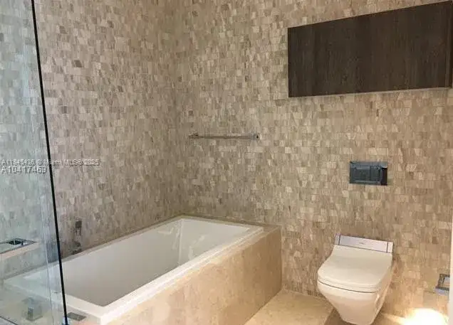 88 SW 7th St # 2603, Miami FL 33130 photo 3