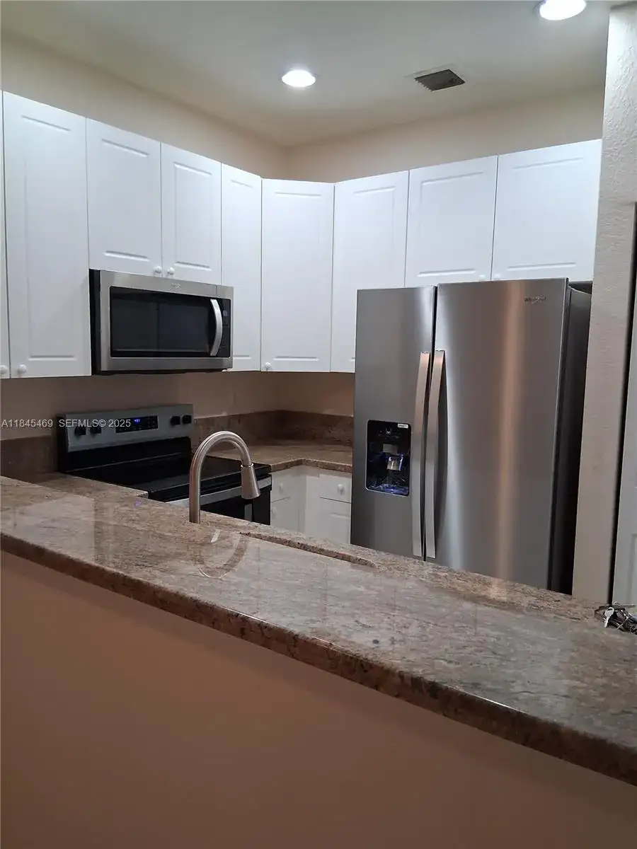 3395 Merrick Ct # 1110, Margate FL 33063 photo 2