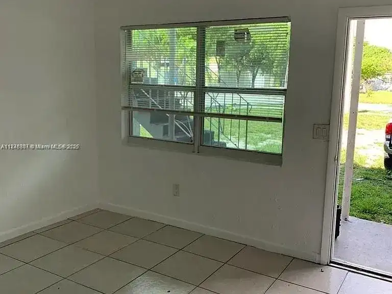 1277 NW 58th St, Miami FL 33142 photo 5