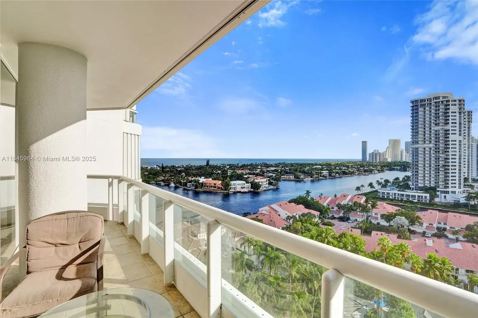 21050 Point Pl # 1403, Aventura FL 33180 photo 3