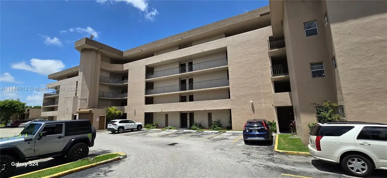 816 NW 87th Ave # 107, Miami FL 33172 photo 3