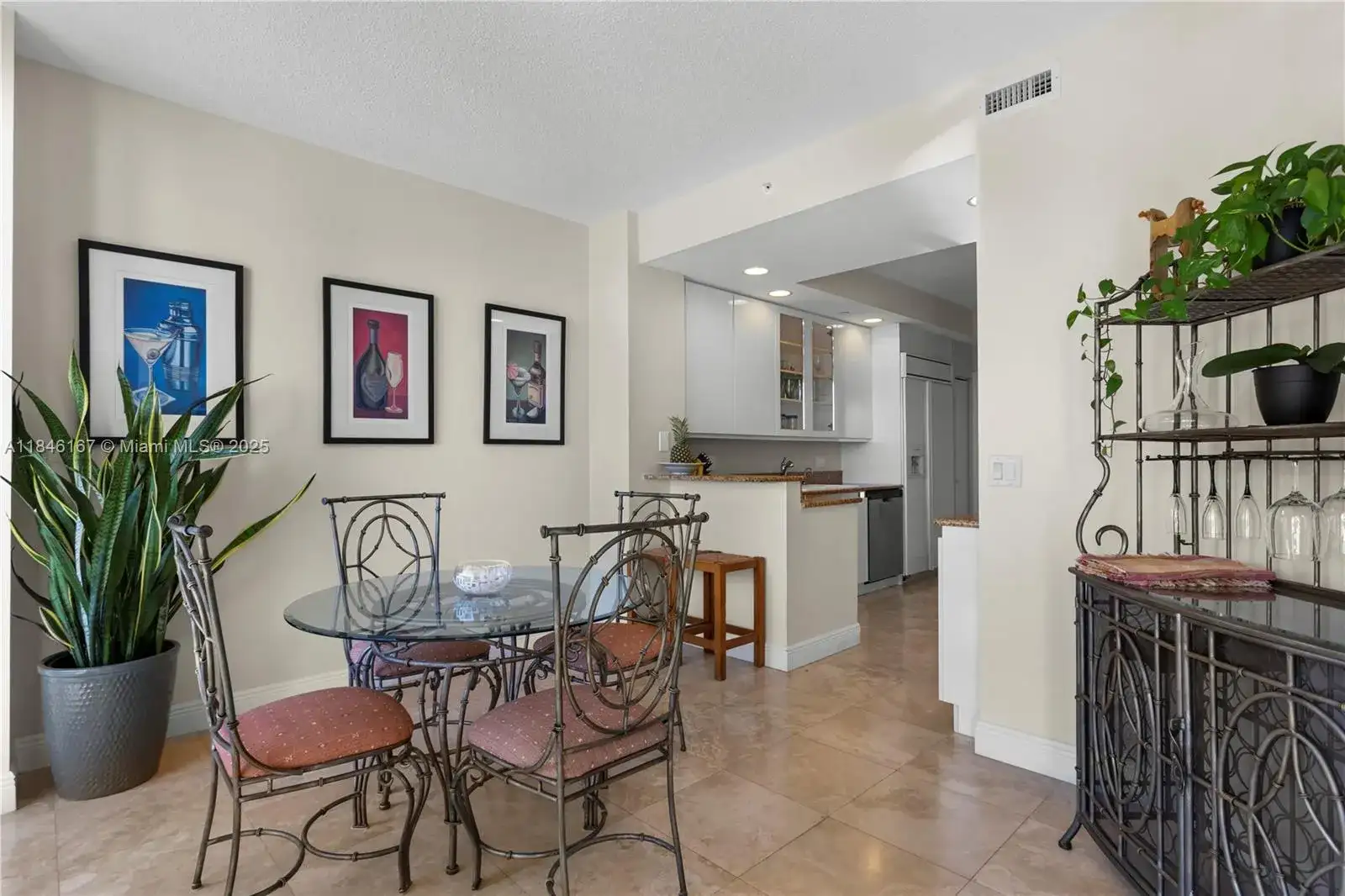 21050 Point Pl # 502, Aventura FL 33180 photo 3