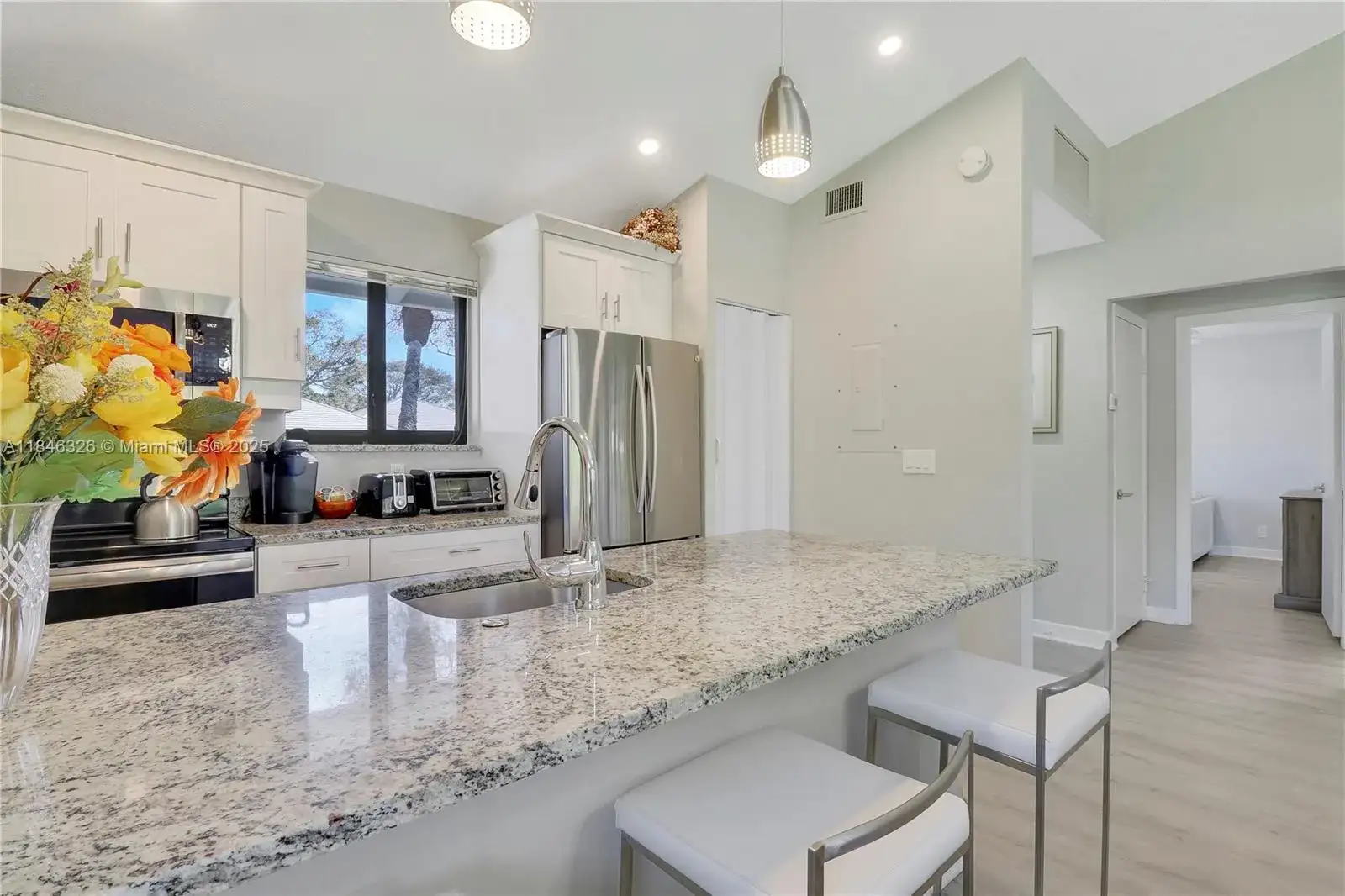 105 Club Dr # 105, Palm Beach Gardens FL 33418 photo 4