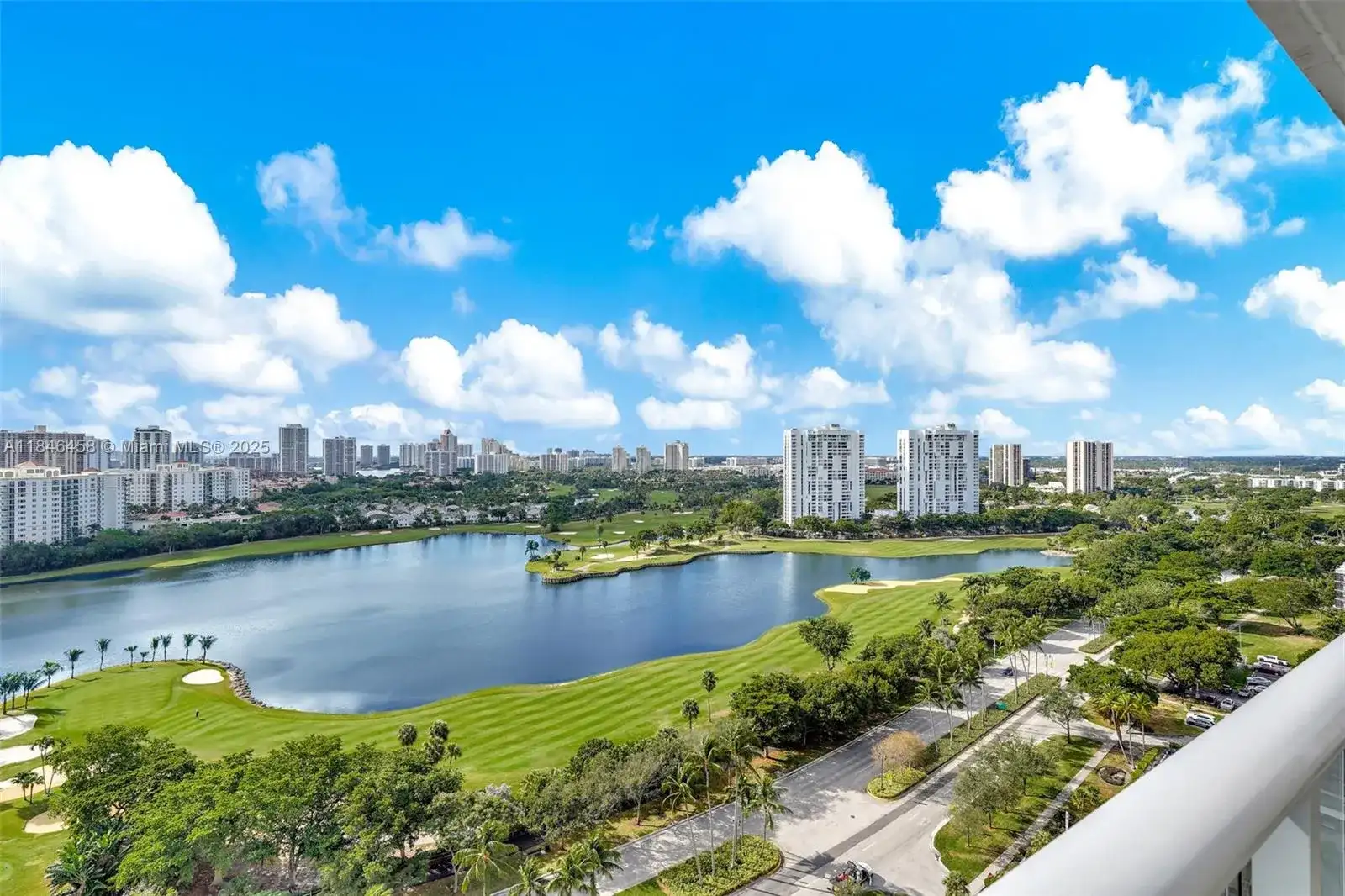 3675 N Country Club Dr # 2204, Aventura FL 33180 photo 4