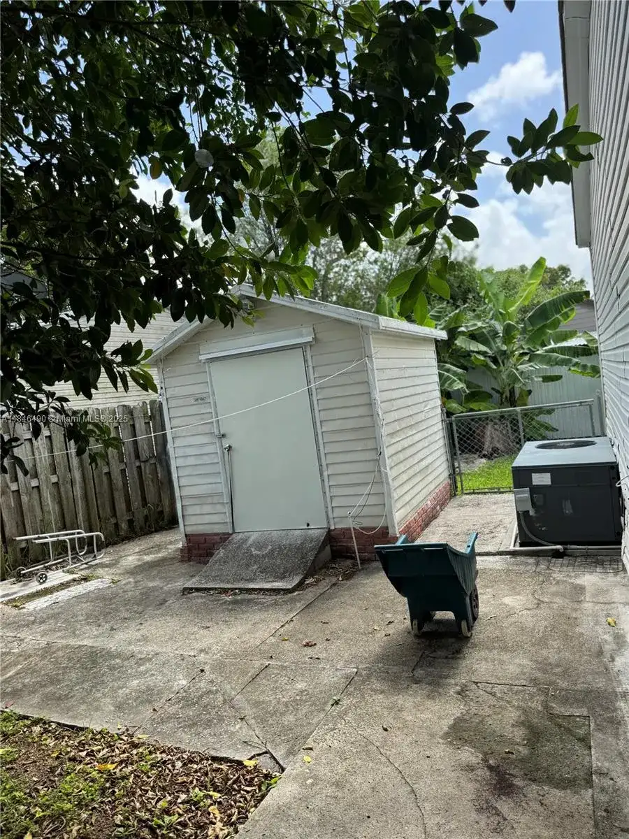 220 NE 12 ave 158, Homestead FL 33030 photo 3