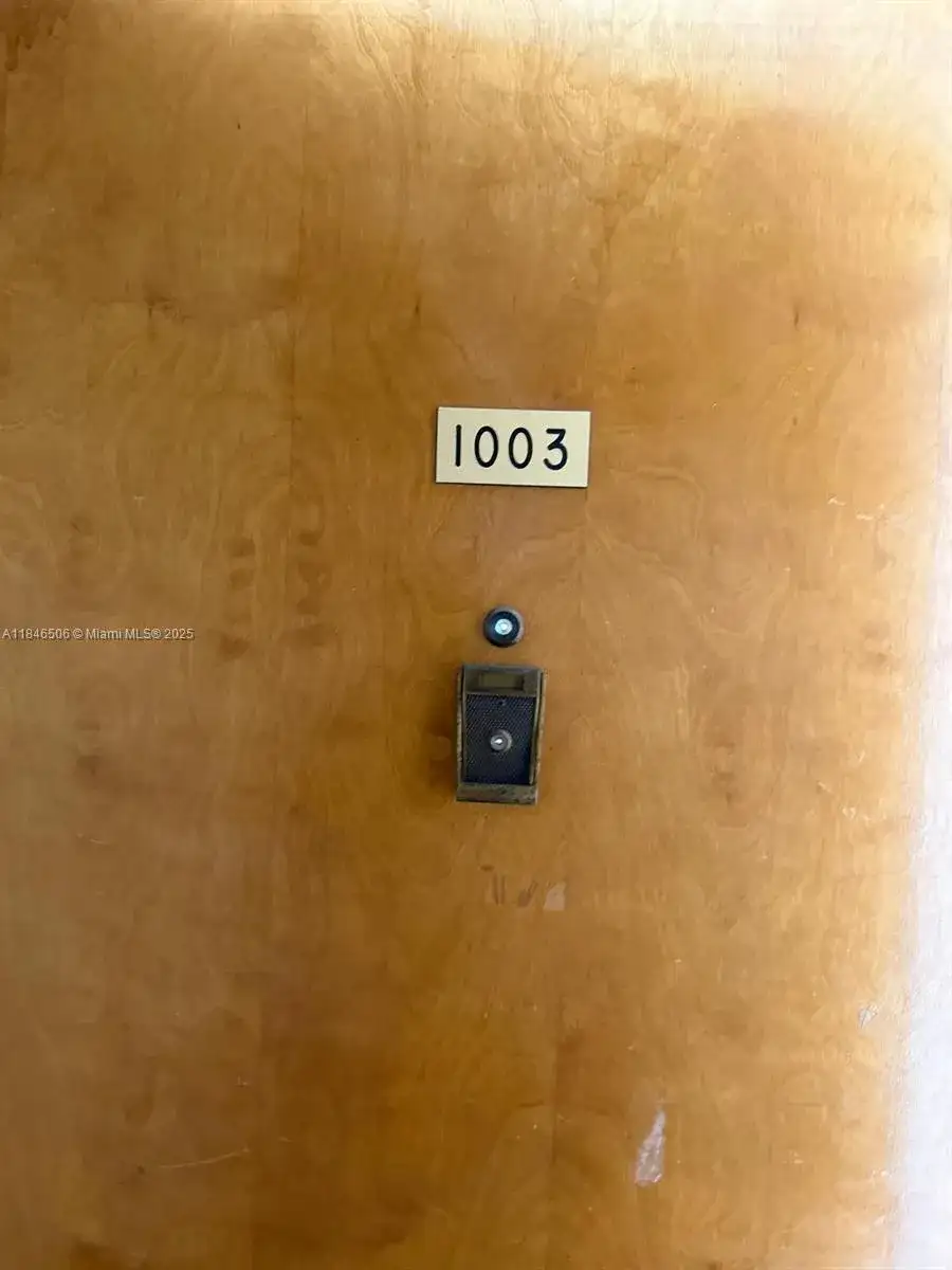5055 NW 7th St # 1003, Miami FL 33126 photo 3