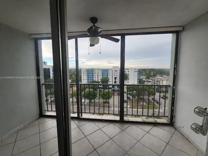 5055 NW 7th St # 1003, Miami FL 33126 photo 5