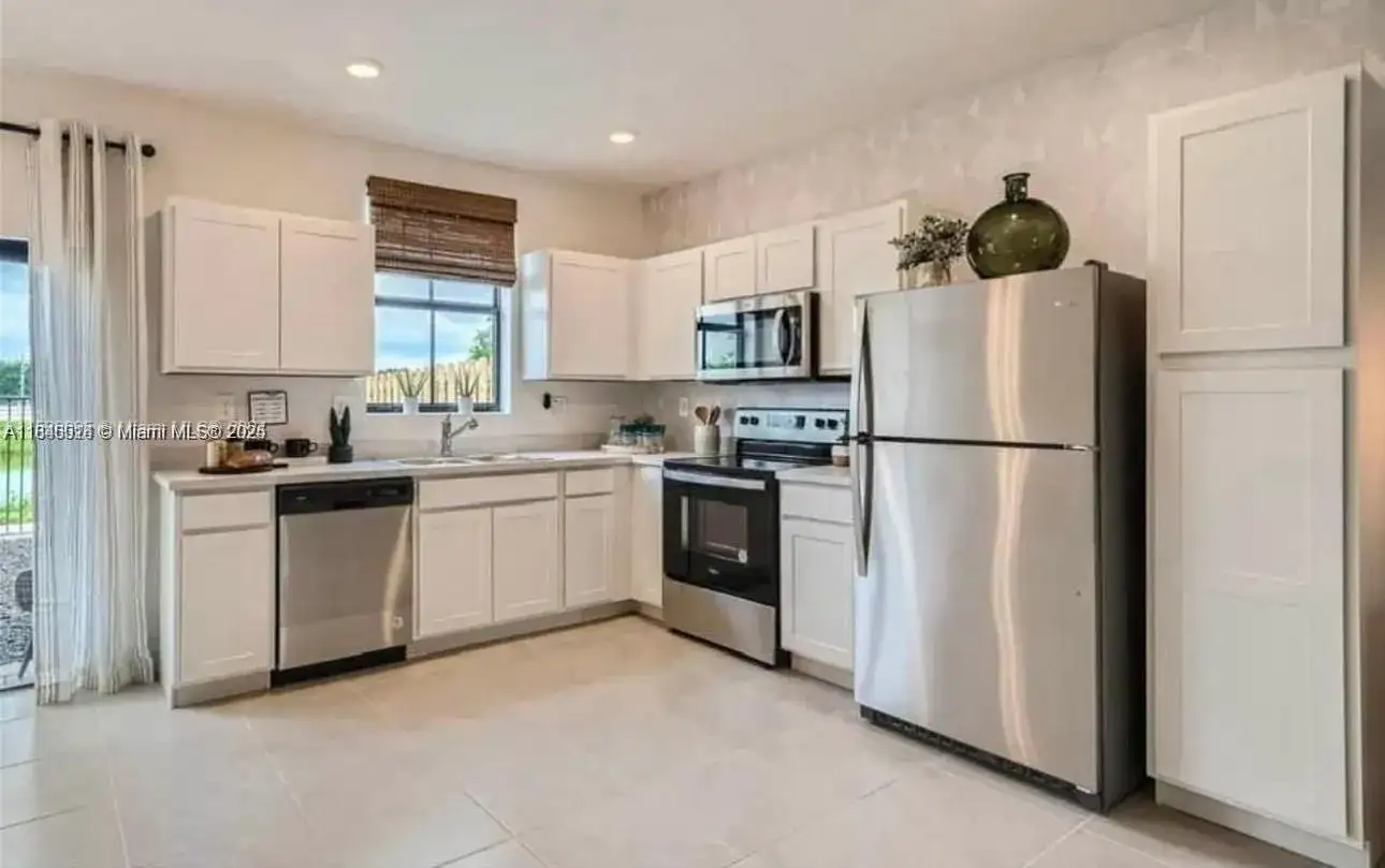 1022 SE 23rd Ave # 1022, Homestead FL 33035 photo 4