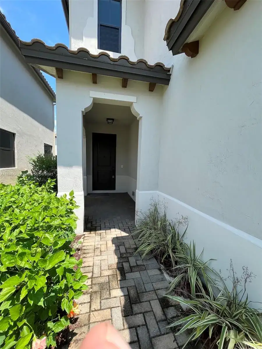 5525 AGOSTINO WAY, Ave Maria FL 34142 photo 2