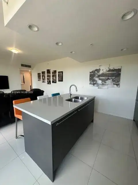 7875 NW 107th Ave # 318, Doral FL 33178 photo 3