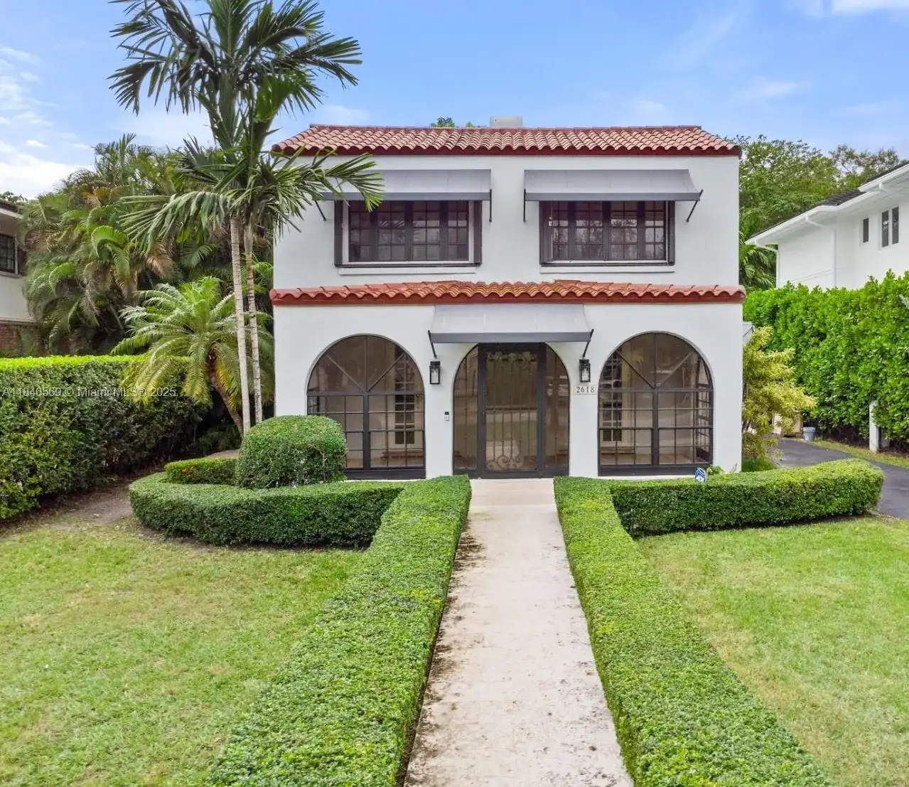 2618 Alhambra Cir, Coral Gables FL 33134 photo 2