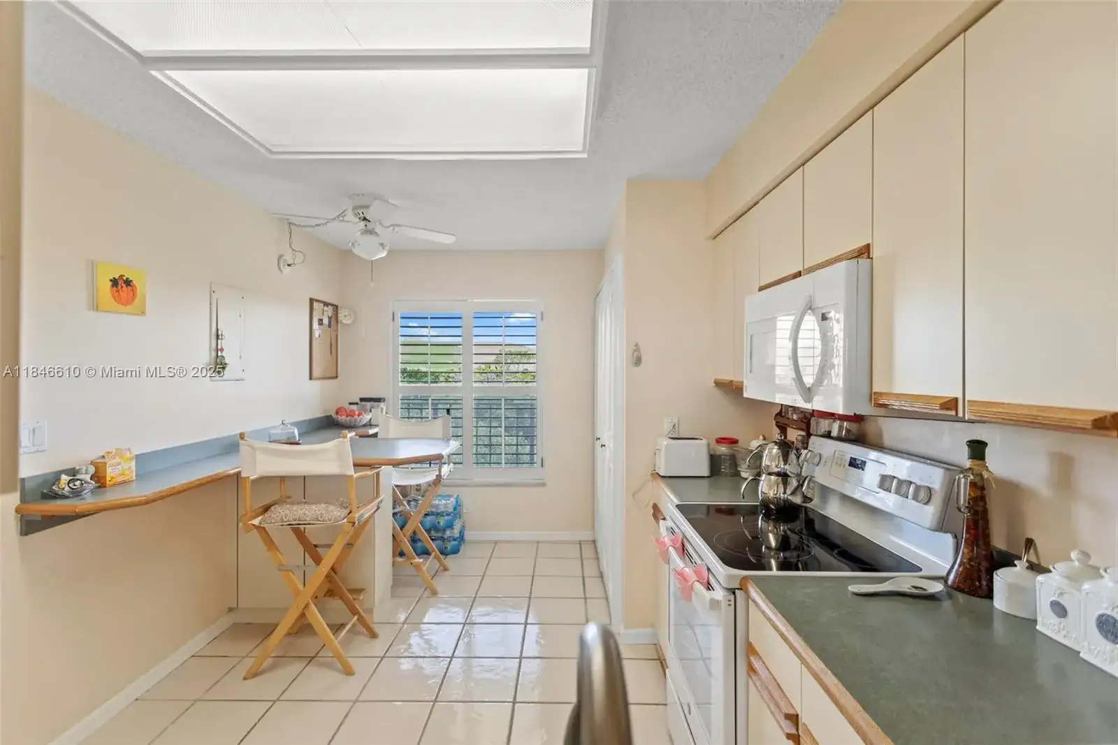 4570 NW 18th Ave # 606, Deerfield Beach FL 33064 photo 4