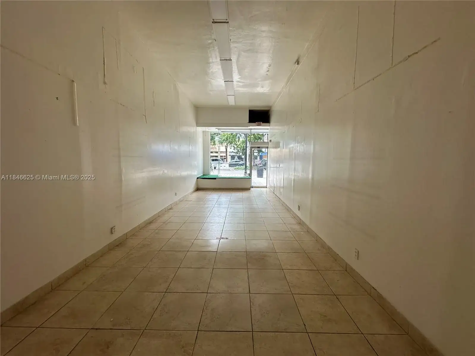 1932 Hollywood Blvd, Hollywood FL 33020 photo 3