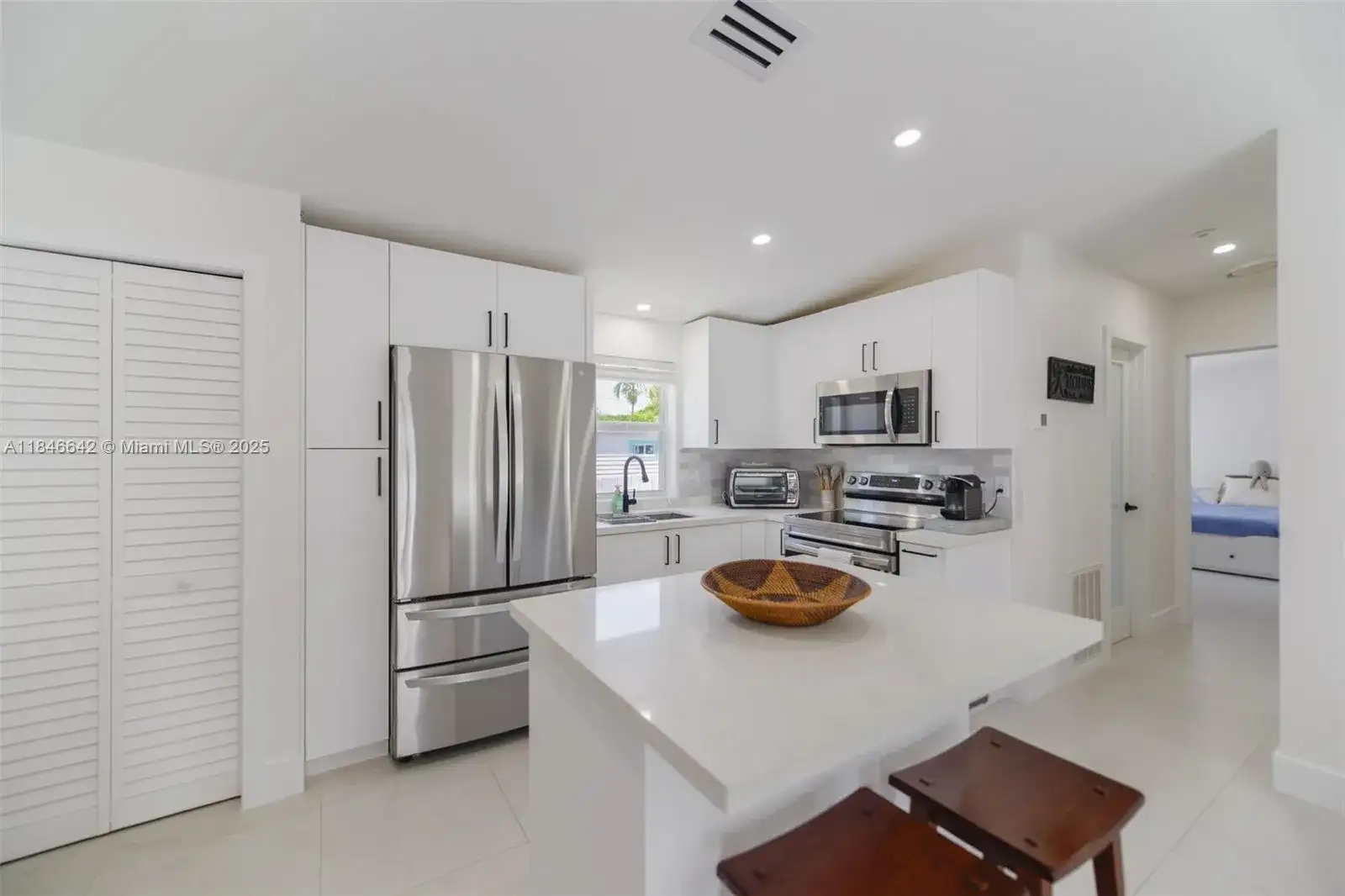 11 Mockingbird Rd, Key Largo FL 33037 photo 5