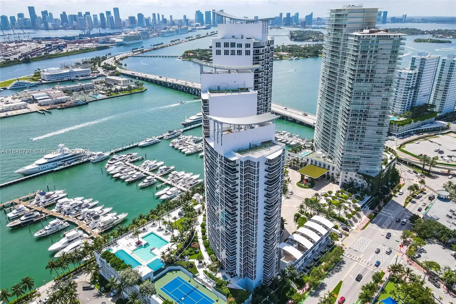 400 Alton Rd # 2409, Miami Beach FL 33139 photo 4