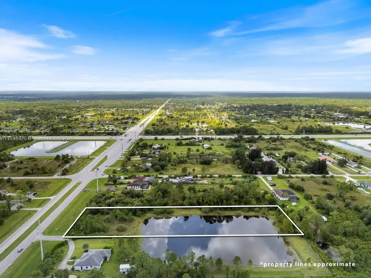 35XX Everglades Blvd, Naples FL 34120 photo 2