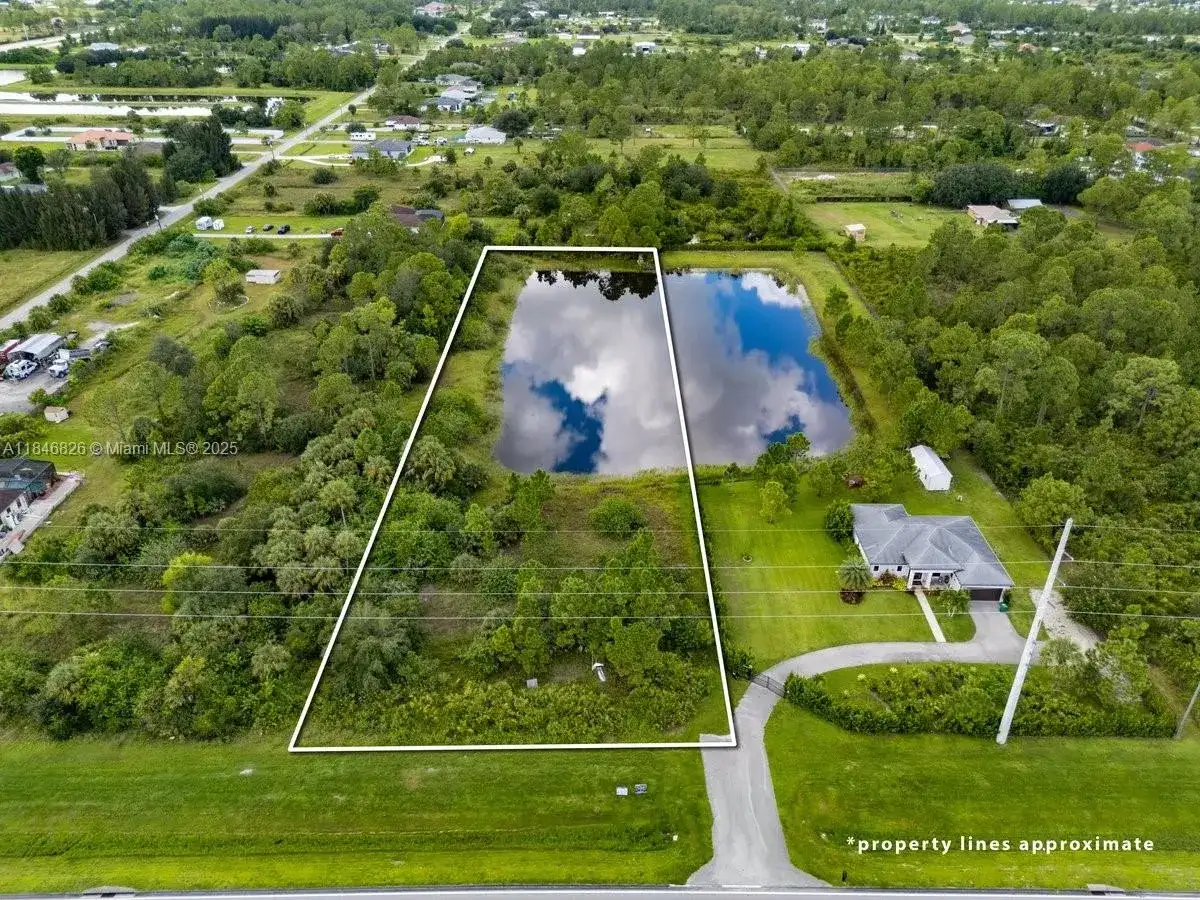 35XX Everglades Blvd, Naples FL 34120 photo 4