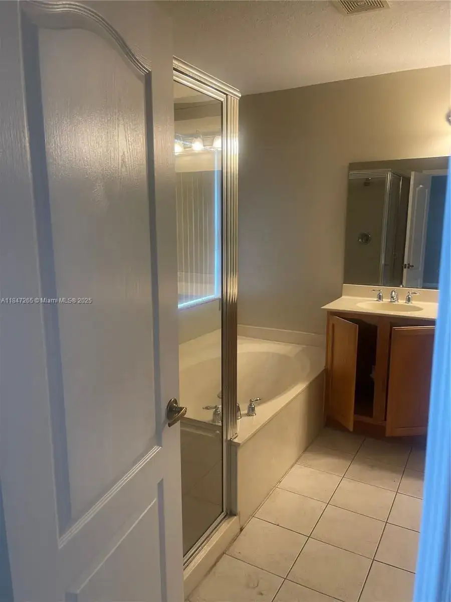 4203 Cohune Palm Ct, Green Acres FL 33463 photo 5