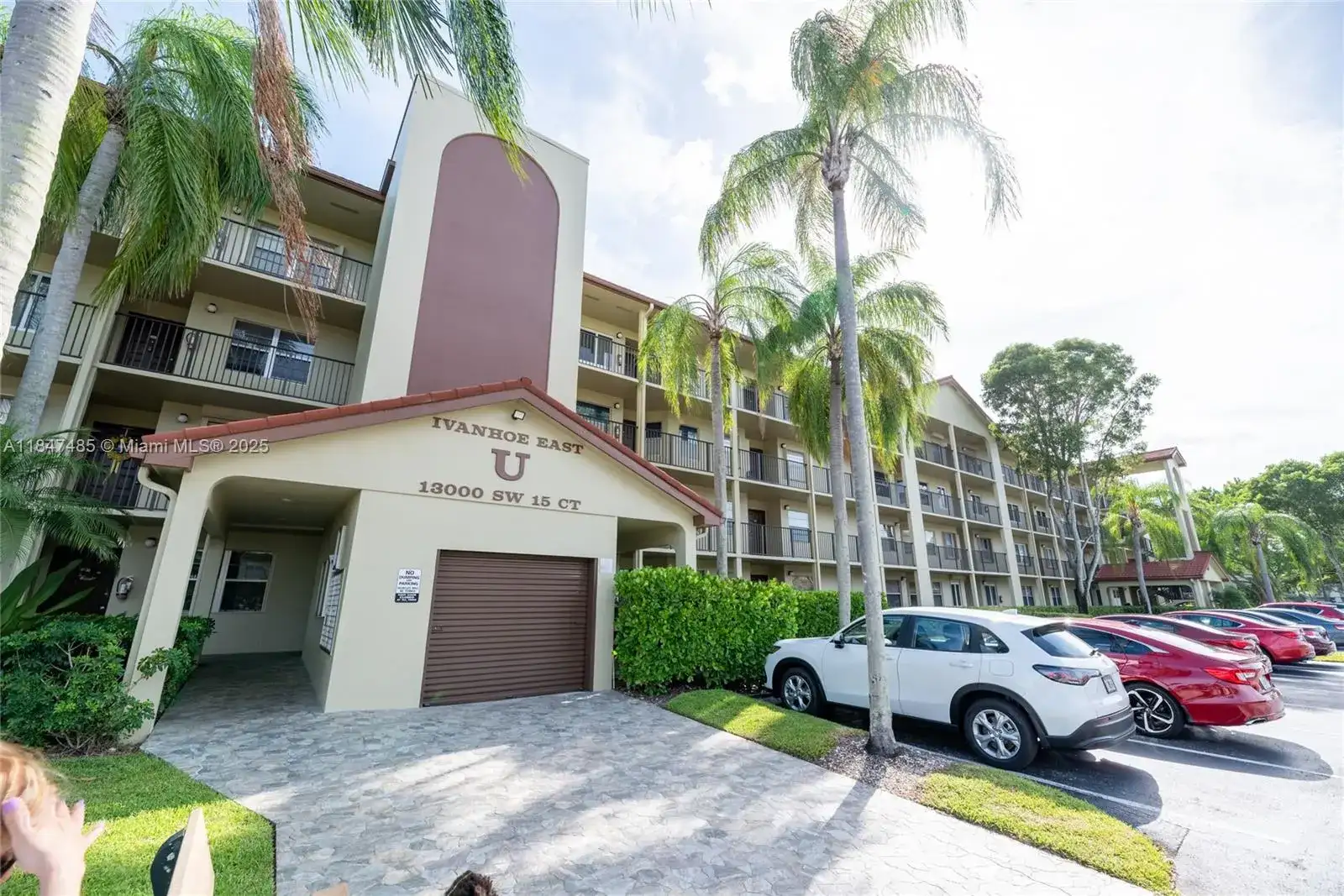 13000 SW 15th Ct # 206U, Pembroke Pines FL 33027 photo 2