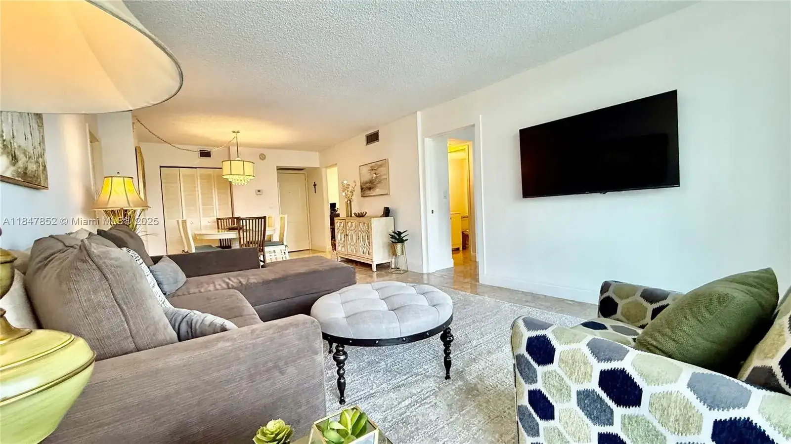 100 Bayview Dr # 429, Sunny Isles Beach FL 33160 photo 4