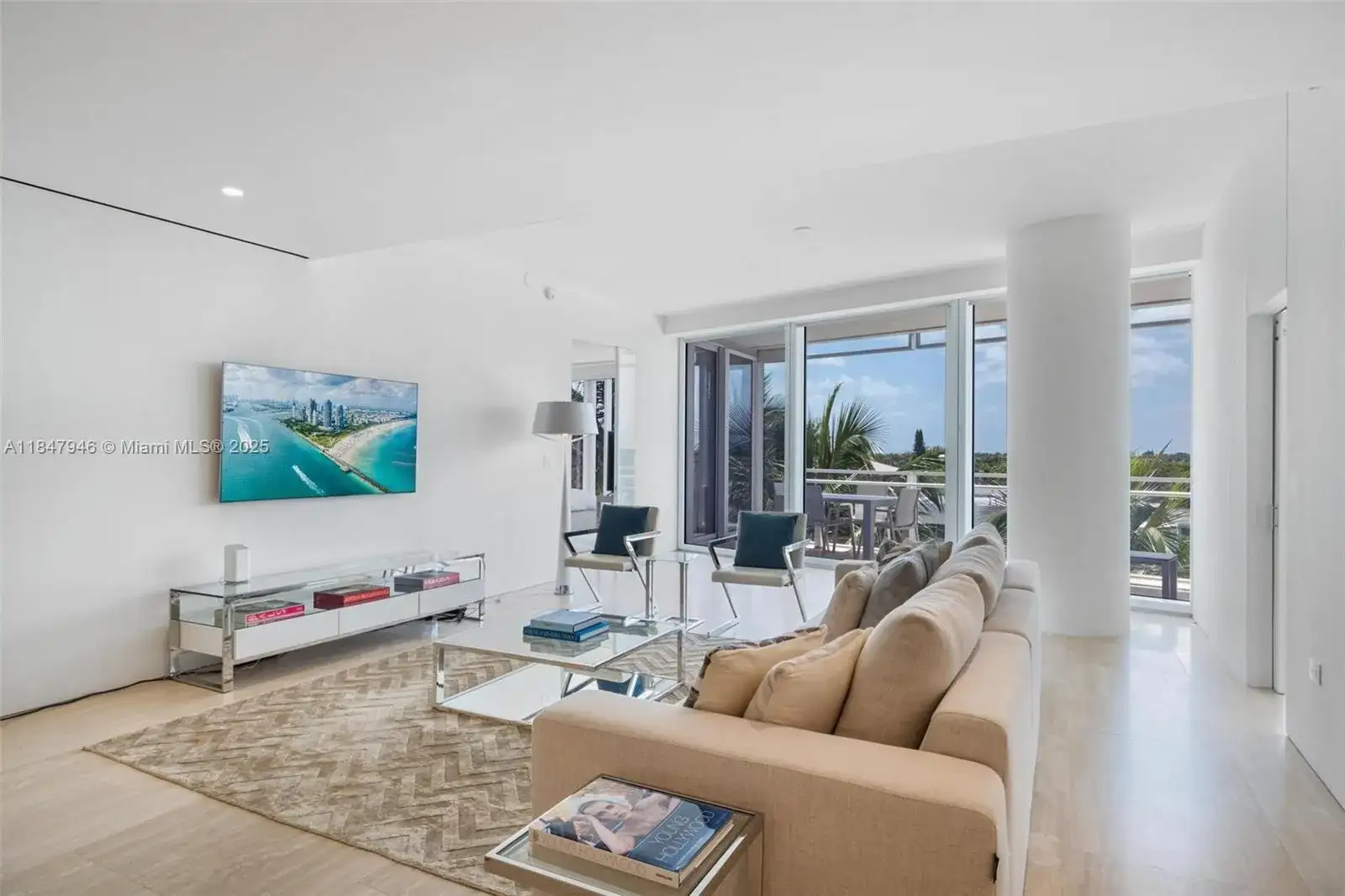 9001 Collins Ave # 406, Surfside FL 33154 photo 2