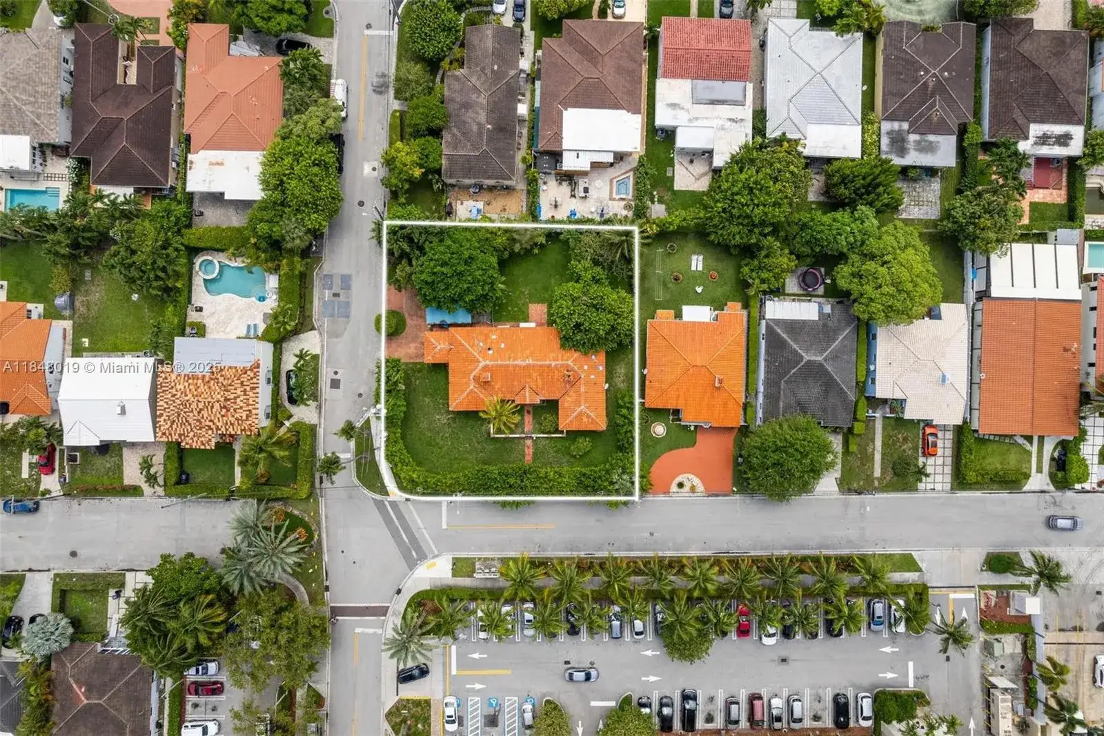 9400 Abbott Ave, Surfside FL 33154 photo 3