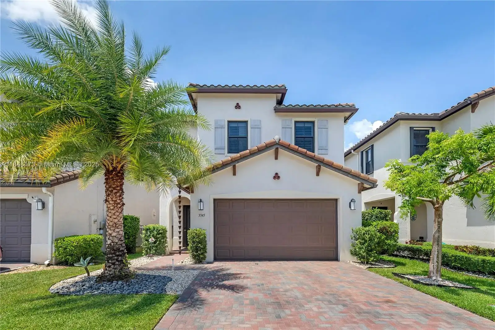 3345 W 95th Ter, Hialeah FL 33018 photo 3