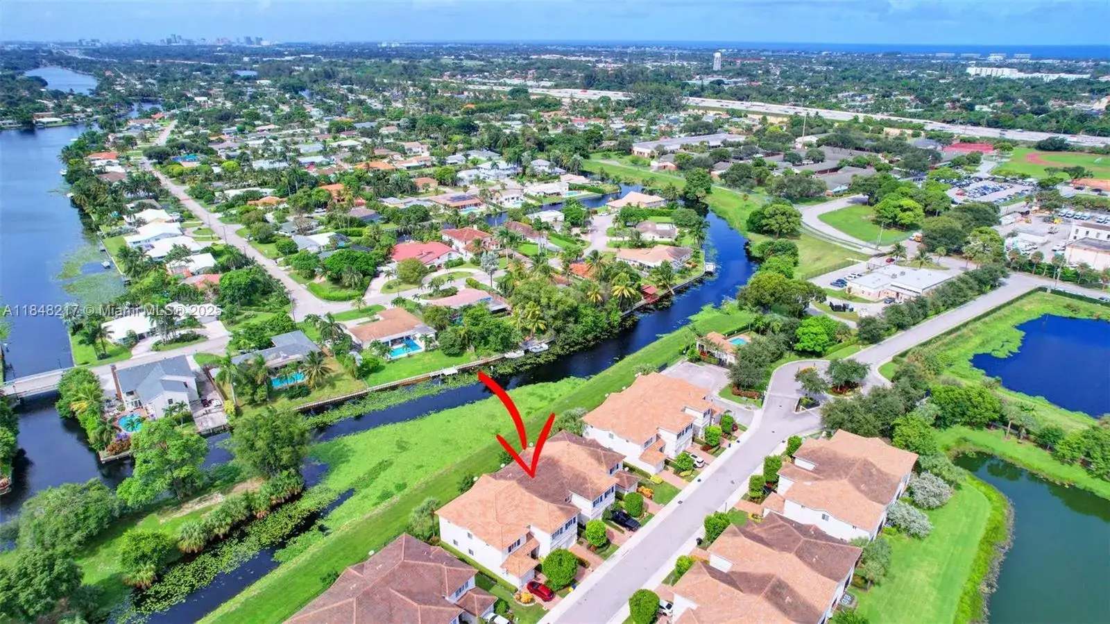 1119 Vermilion Dr, Lake Worth FL 33461 photo 3