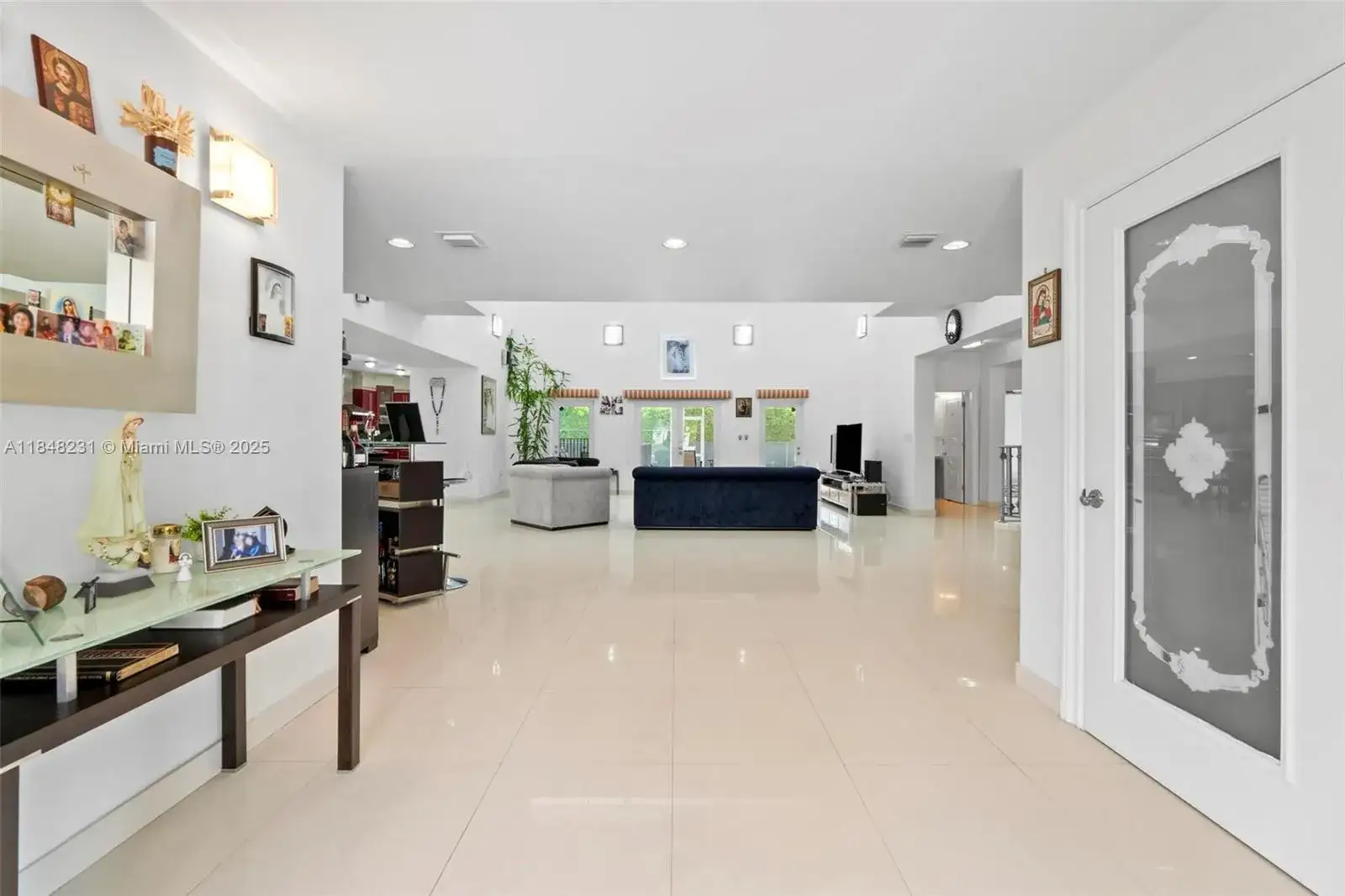 5045 SW 67th Ave, South Miami FL 33155 photo 4
