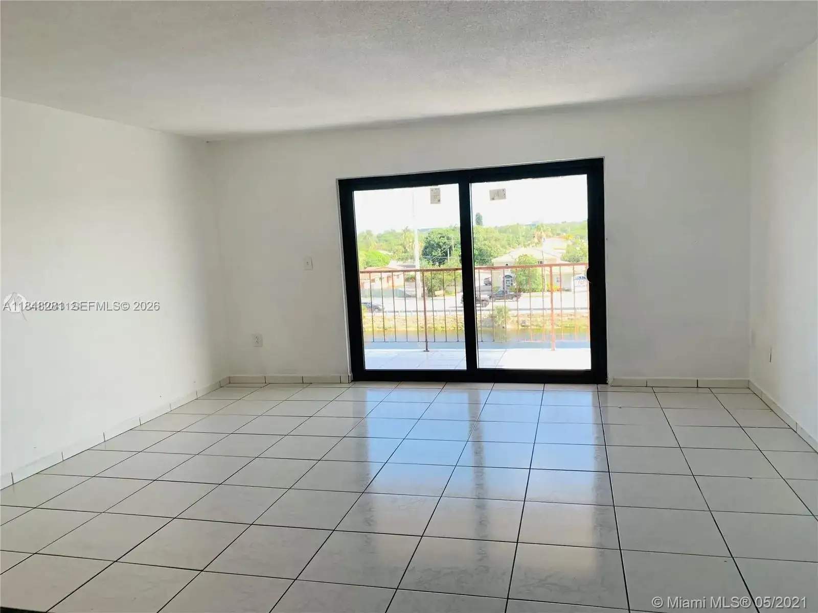 1325 W 68th St # 514, Hialeah FL 33014 photo 5