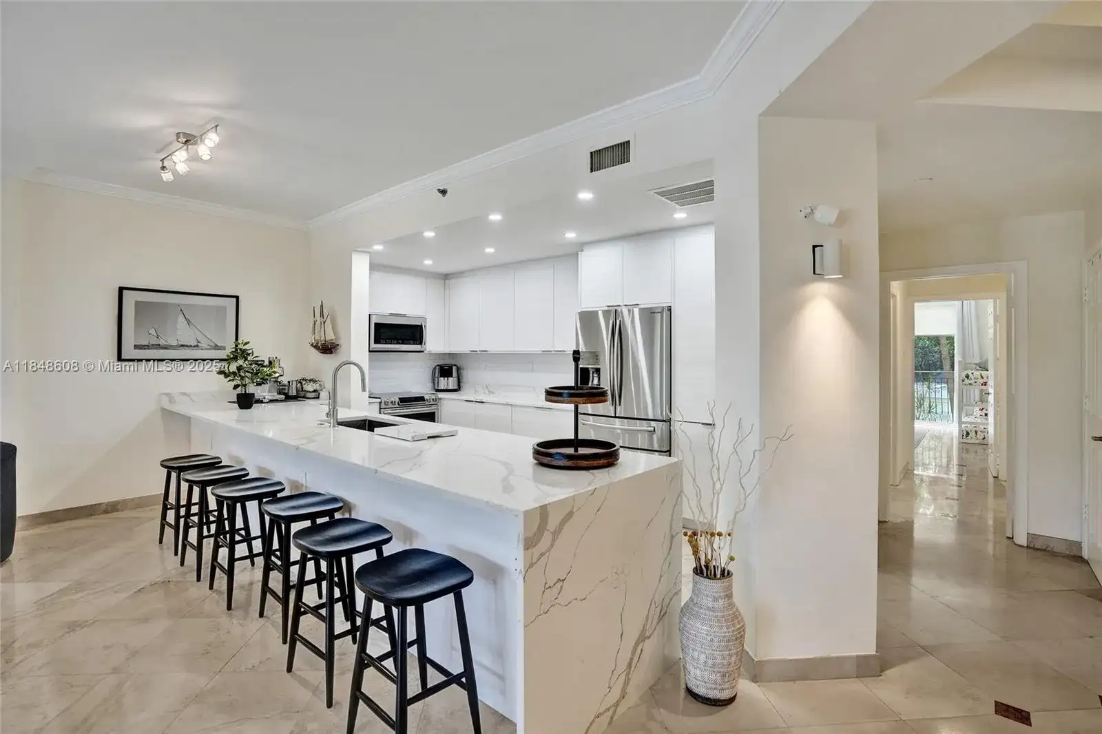 3700 Island Blvd # C206, Aventura FL 33160 photo 3