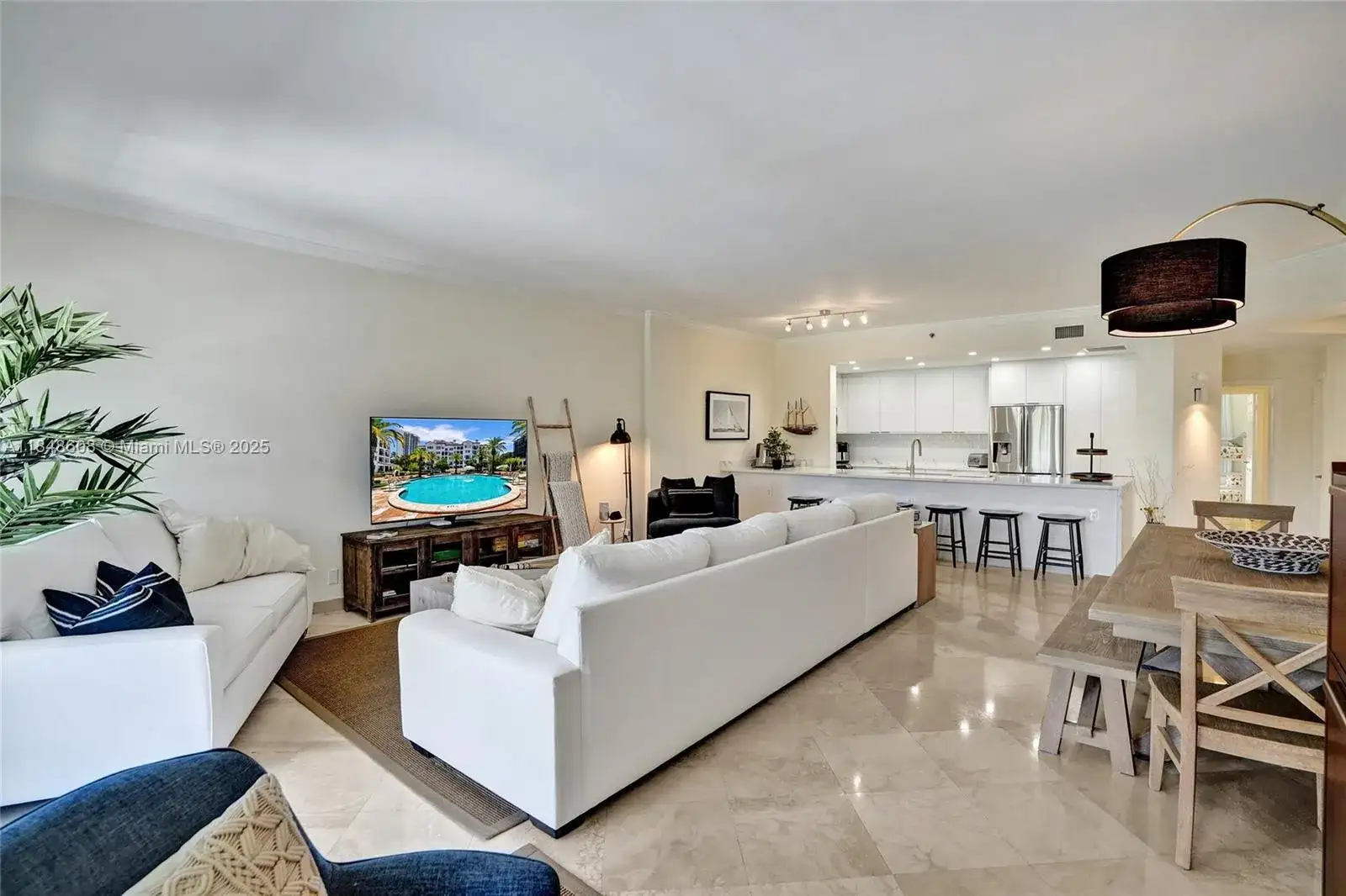 3700 Island Blvd # C206, Aventura FL 33160 photo 5