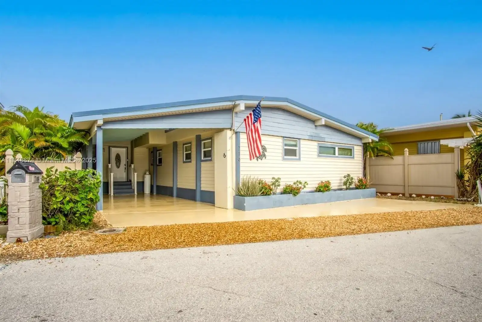 716 26th Street Ocean, Marathon FL 33050 photo 3