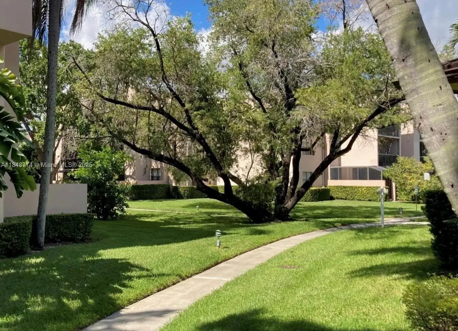 10425 SW 112th Ave # 324, Miami FL 33176 photo 5