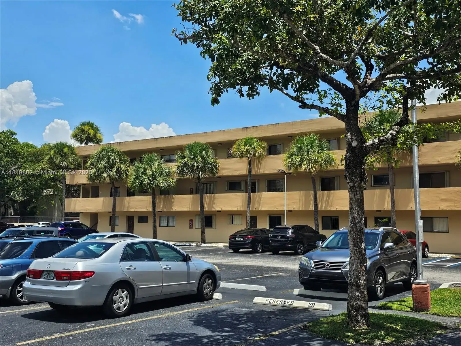 8415 SW 107th Ave # 219W, Miami FL 33173 photo 4