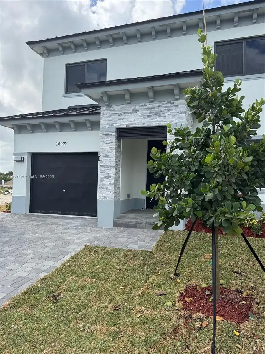 18922 SW 316th st, Homestead FL 33033 photo 3