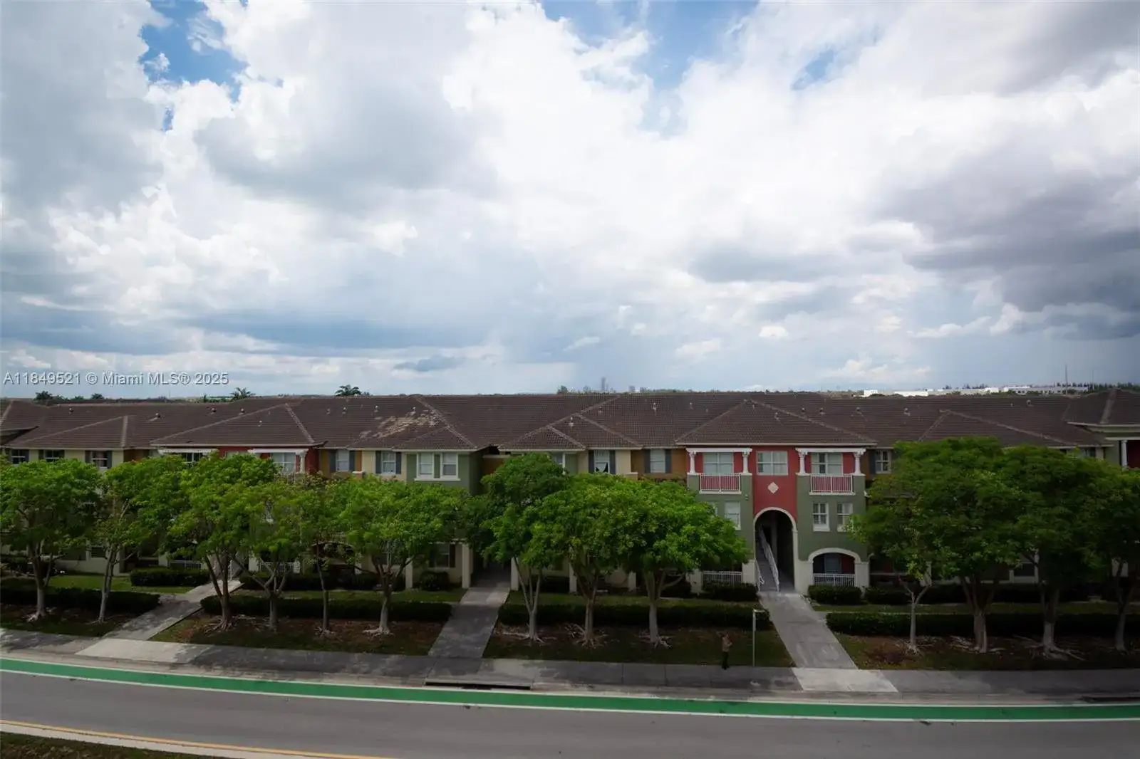 10950 NW 82nd St # 405, Doral FL 33178 photo 3