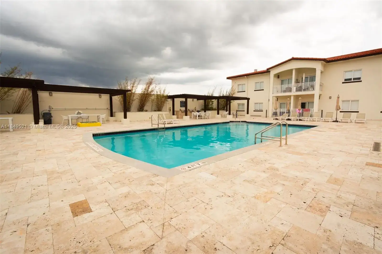 10950 NW 82nd St # 405, Doral FL 33178 photo 4