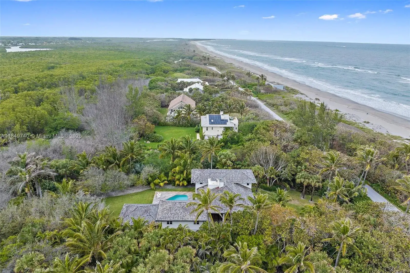 150 N Beach Rd, Hobe Sound FL 33455 photo 4