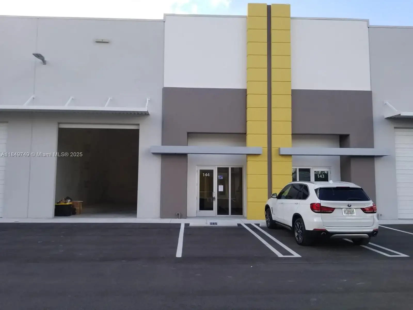 10891 NW 17 ST # 144, Miami FL 33172 photo 3