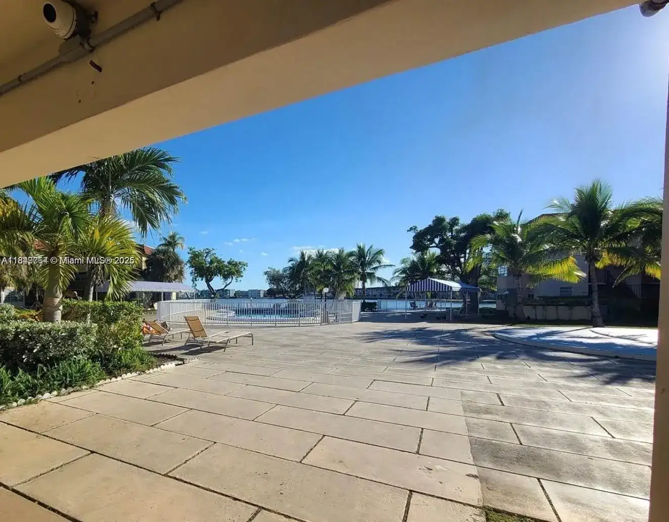 1450 NE 191st St # 404, Miami FL 33179 photo 3