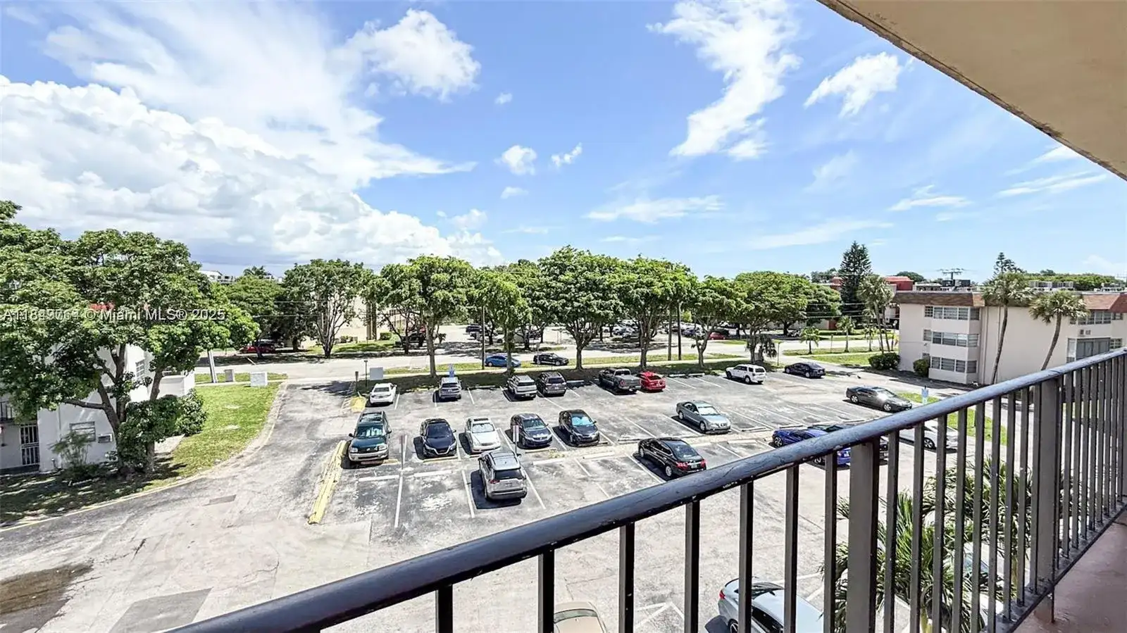 1450 NE 191st St # 404, Miami FL 33179 photo 5
