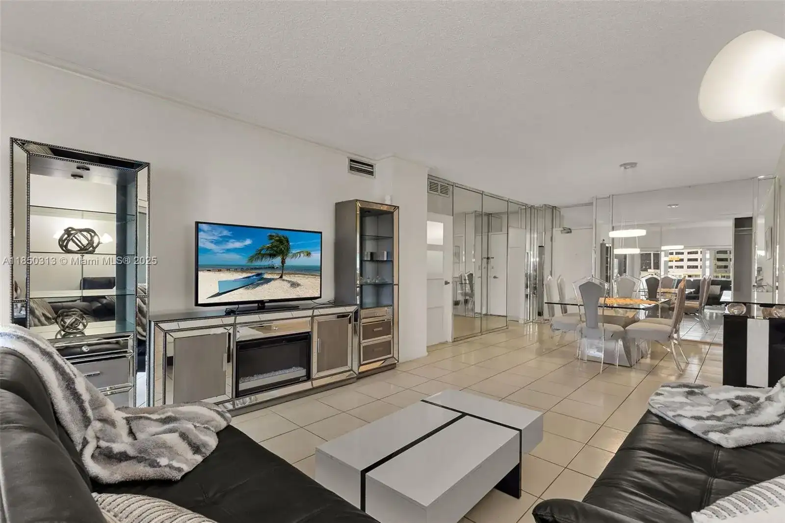 300 Bayview Dr # 509, Sunny Isles Beach FL 33160 photo 3