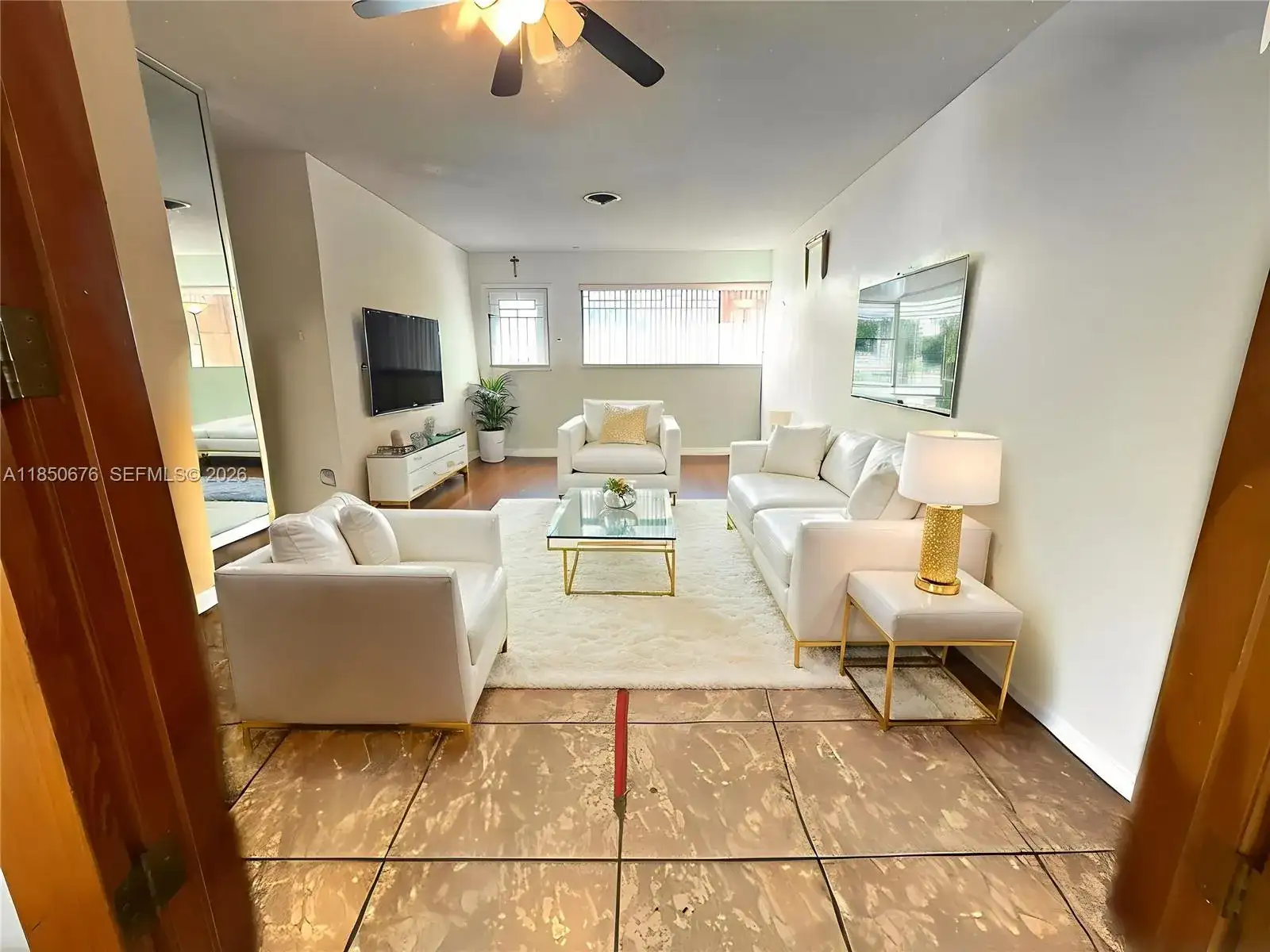 861 W 51St Pl, Hialeah FL 33012 photo 5